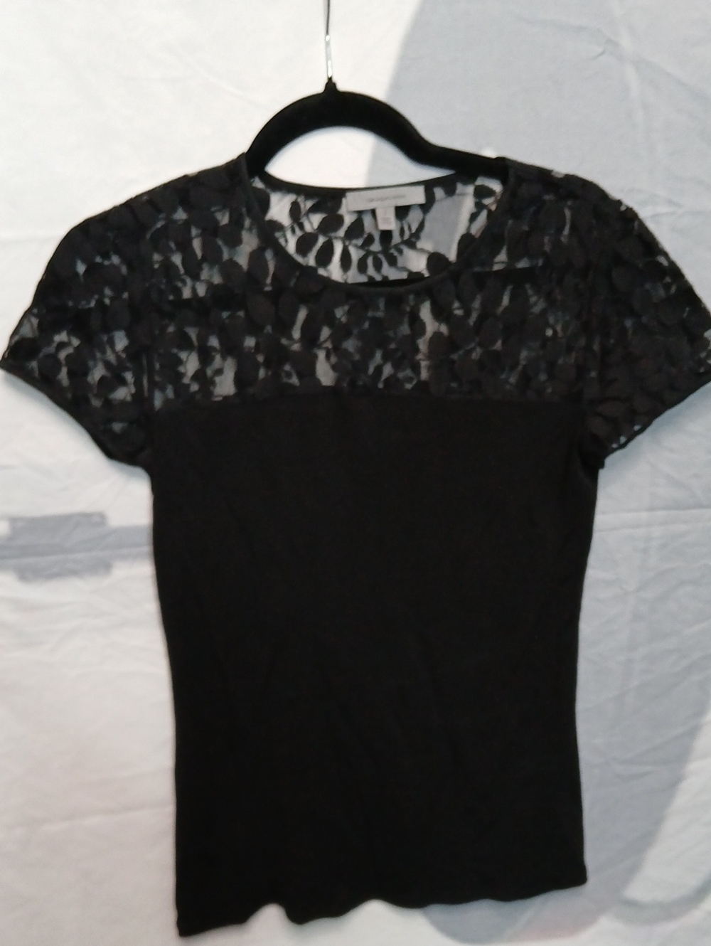 Classiques Entier Black Short-Sleeve Top with Lace Yoke